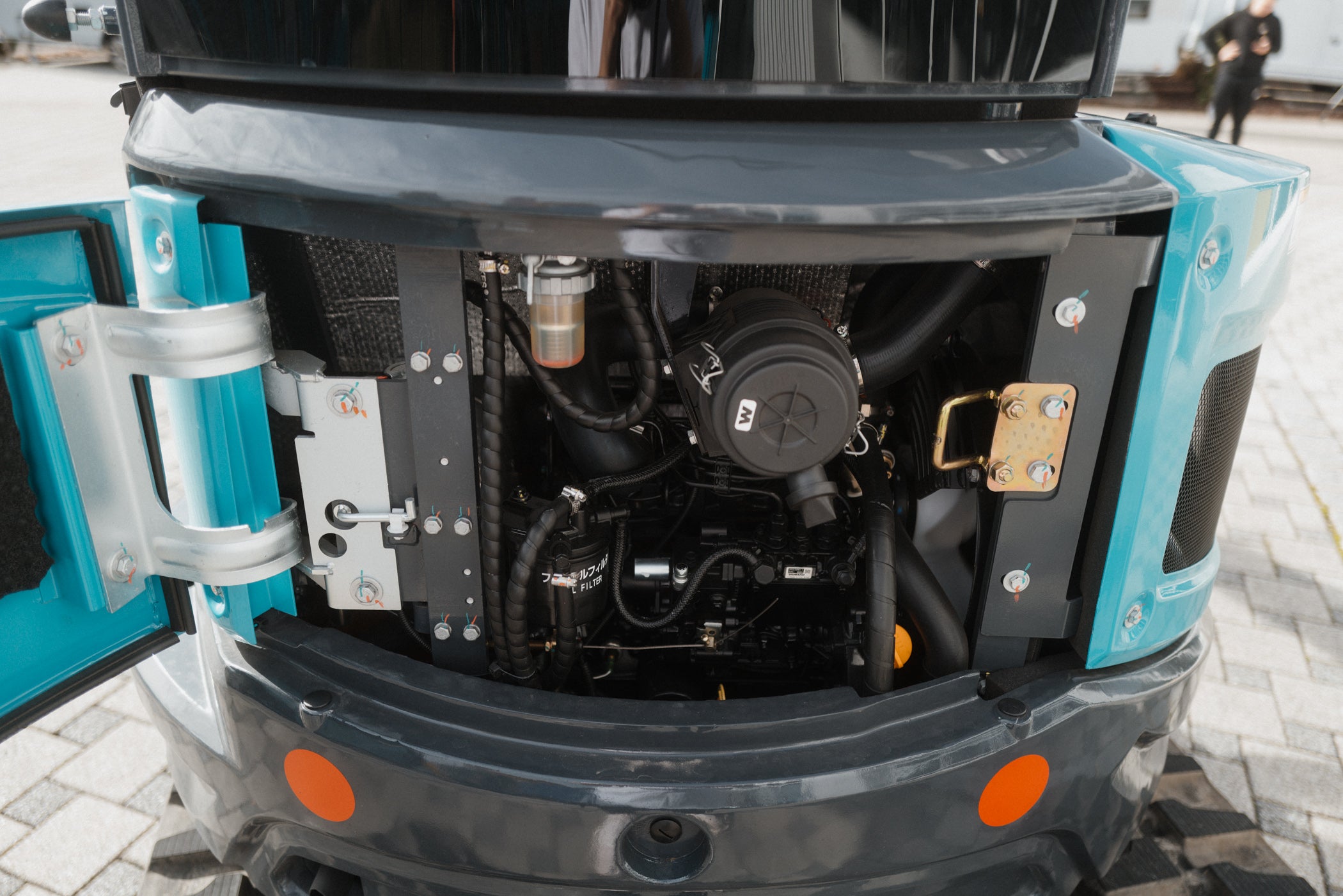 Yanmar Dieselmotor beim SUNWARD SWE25UF Minibagger – bei SUN MOBIL BAGGER in Bayern probefahren